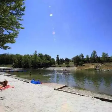 Horská chata 3 Etoiles - Piscine - Eebbia Monclar-de-Quercy